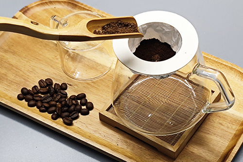 How Does a UFO Drip Coffee Packing Machine Work?